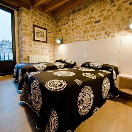 La Casa De Beli Hotel Tardajos Екстериор снимка
